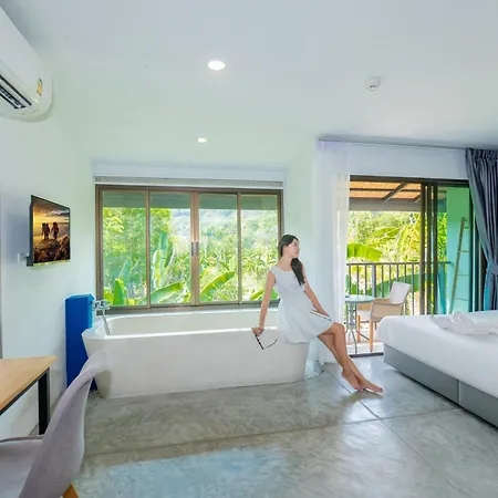Kraam Silhouette Hotel And Cafe Phuket Chalong Exterior photo